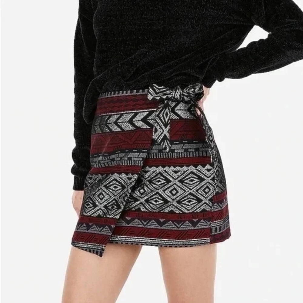 EXPRESS Red Gray Black Metallic Aztec Jacquard Faux Wrap Mini Skirt - Size 0
